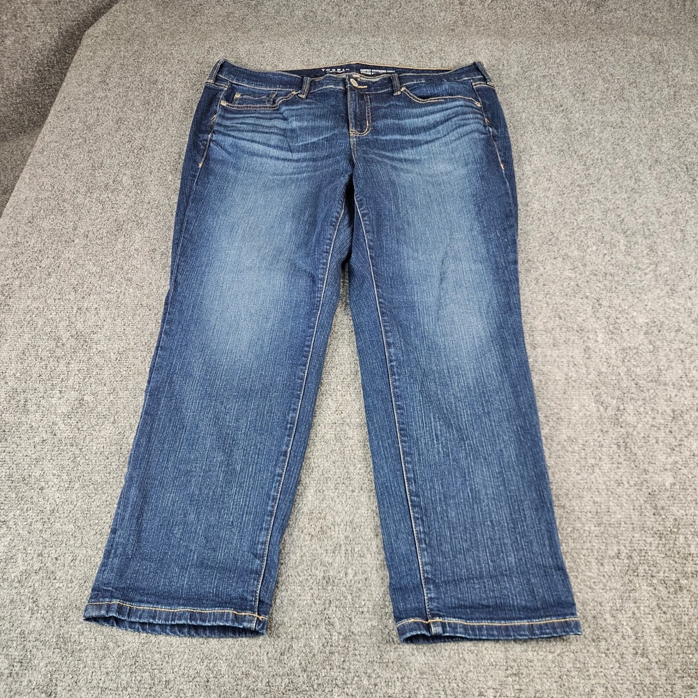 torrid Womenās Boyfriend Jeans in Medium Blue Wash